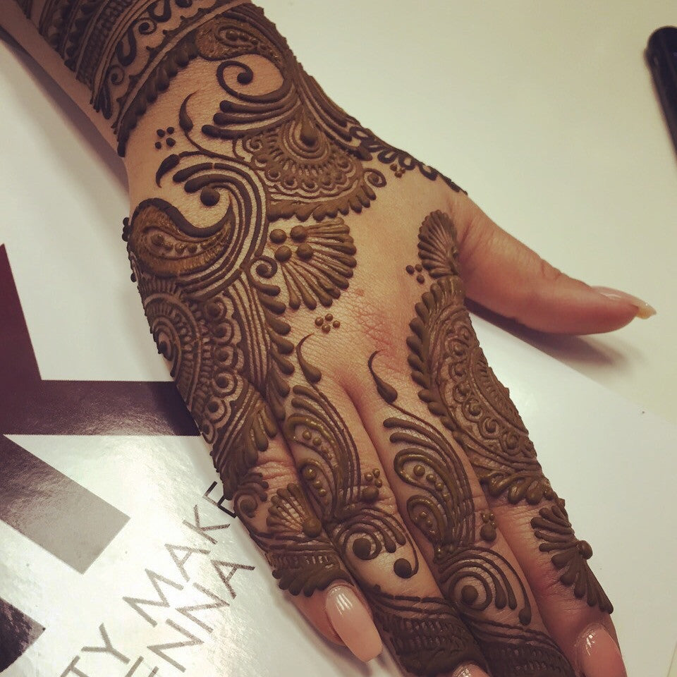 HENNA BEAUTIFUL BY ASH KUMAR